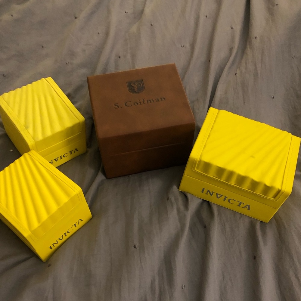 Invicta Watch Boxes - Picture 4 of 5